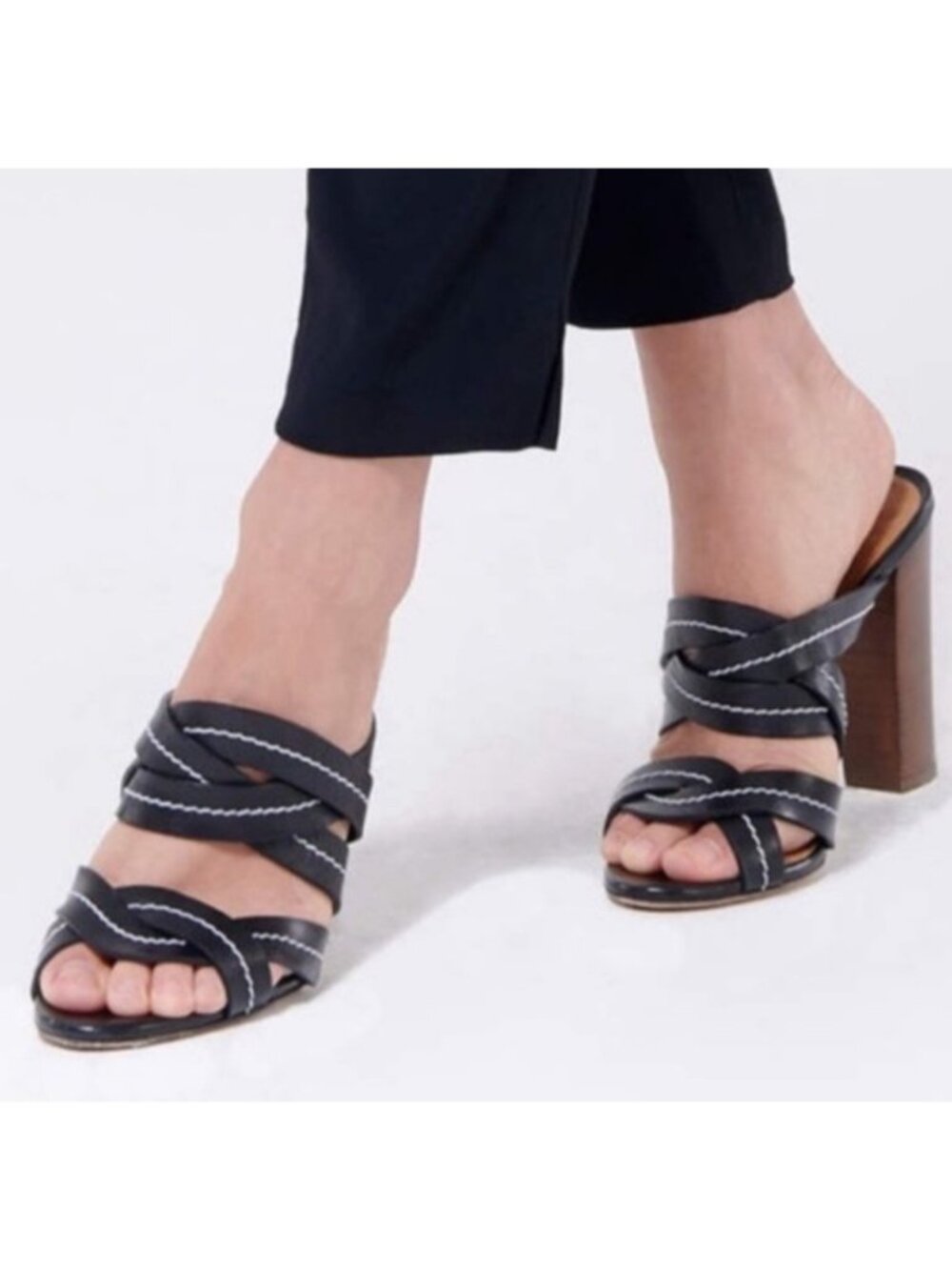 Veronica Beard Macey Vachetta Leather Sandal Black